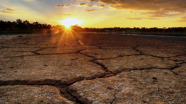 climate-change Dry soil