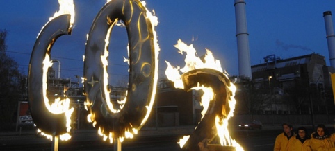 Environmentalists burn a symbol of carbon dioxide during a 2008 demonstration in front of the Klingenberg power plant in Berlin. (photo: Theo Heimann/AFP/Getty Images) (And they create more CO2....)